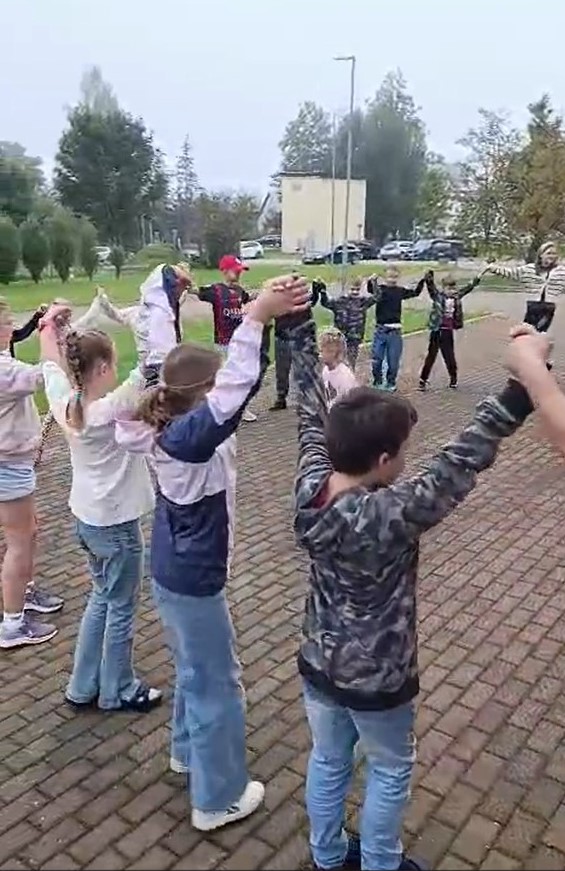 1.u un 4.e skolēnu sadraudzības rīts