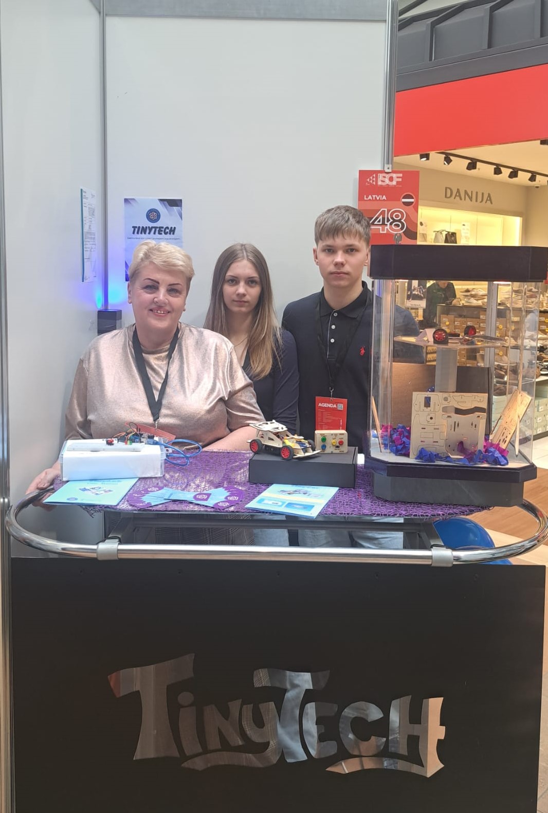 GNV skolēni gūst panākumus Starptautiskajā skolēnu mācību uzņēmumu festivālā