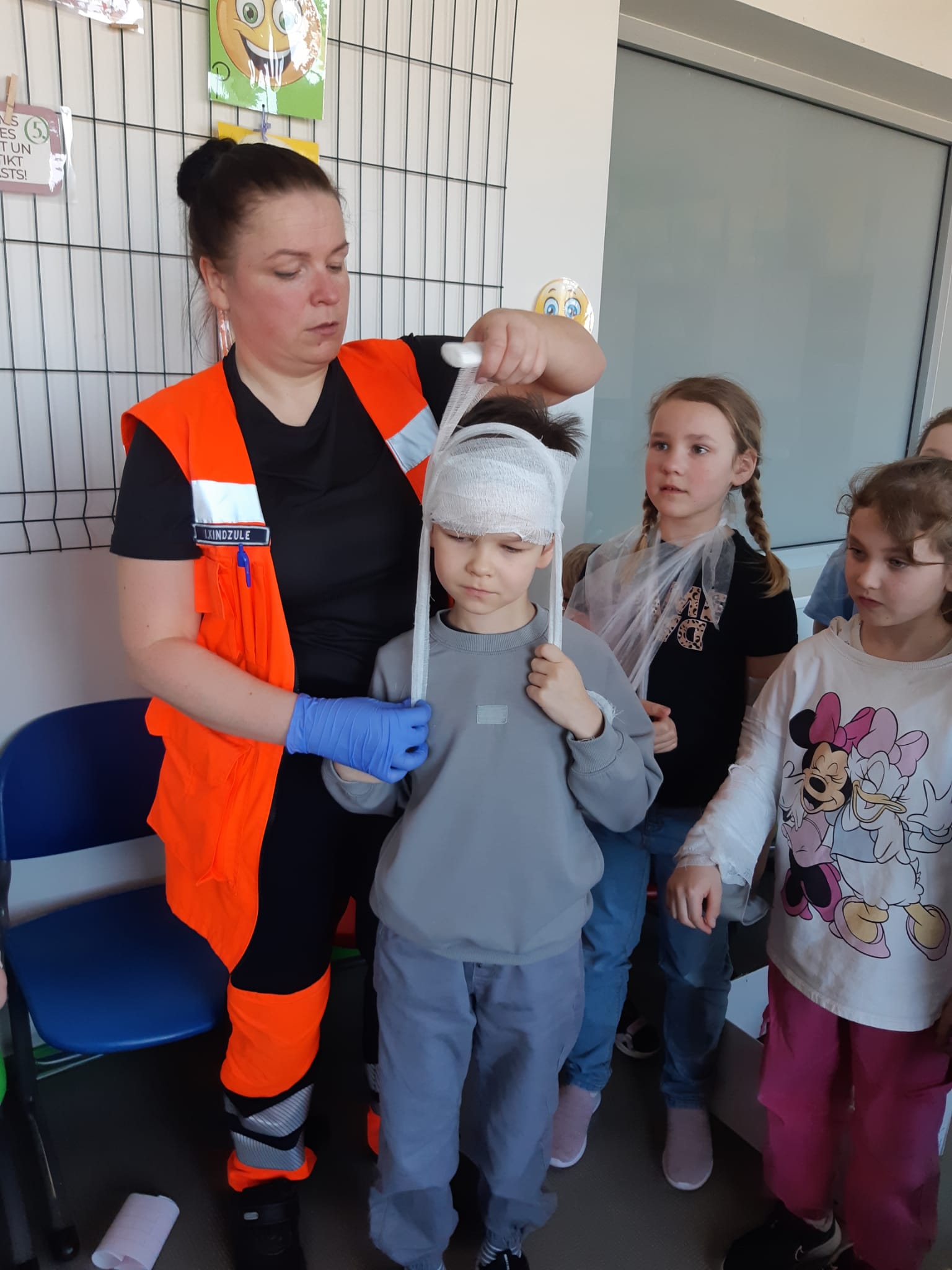 1.u iepazīst mediķa profesiju