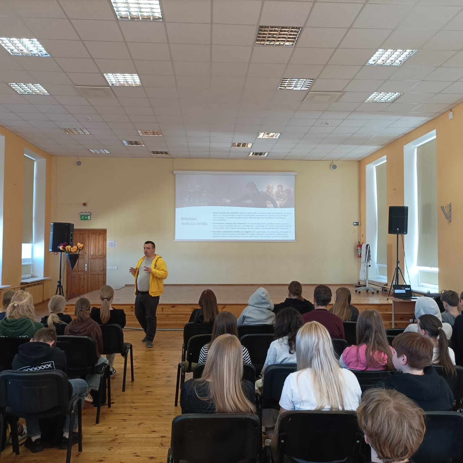 Nodarbība par vardarbību un atkarību izraisošu vielu prevenciju