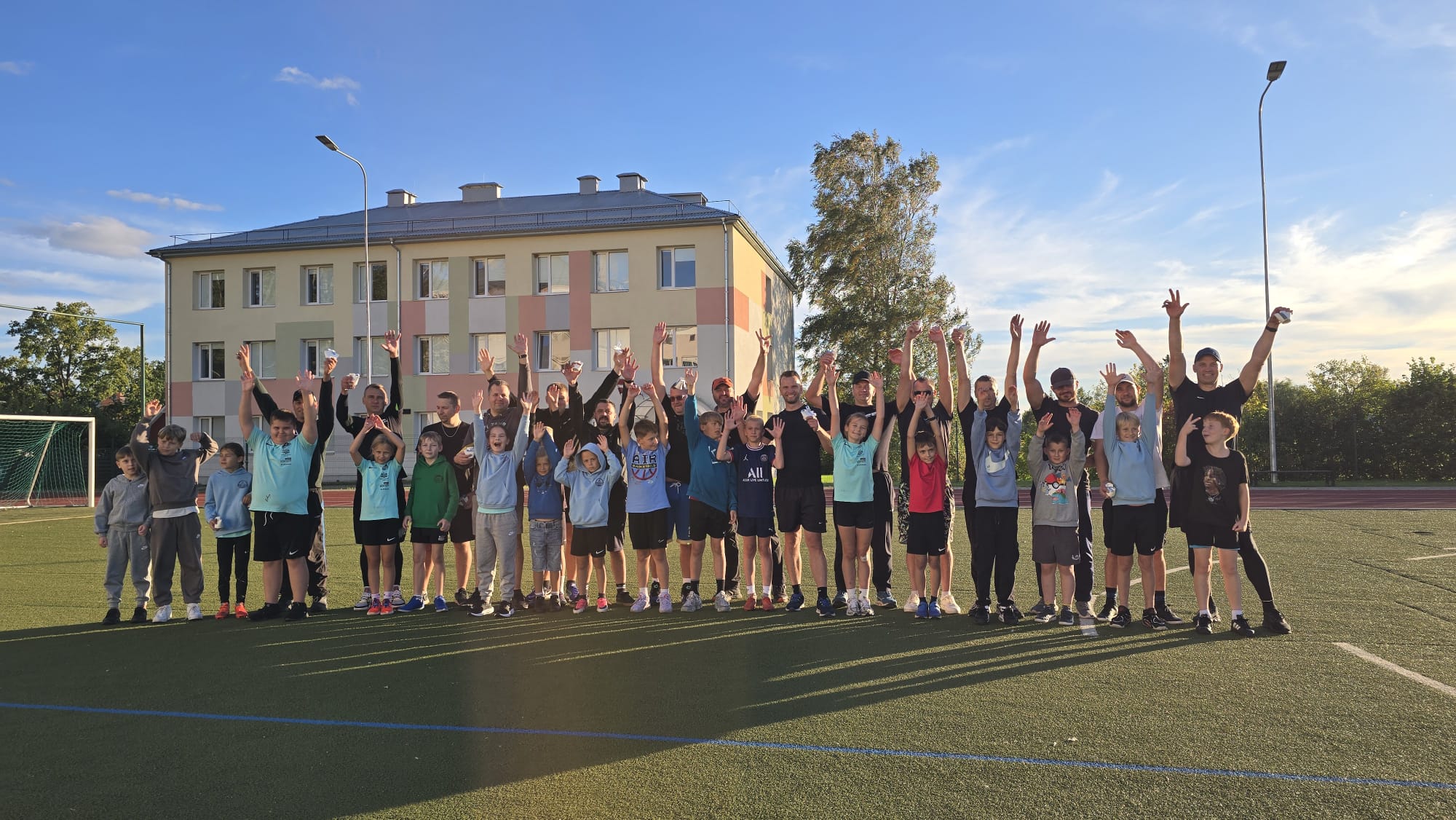4.u bērnu un tētu futbola mačs