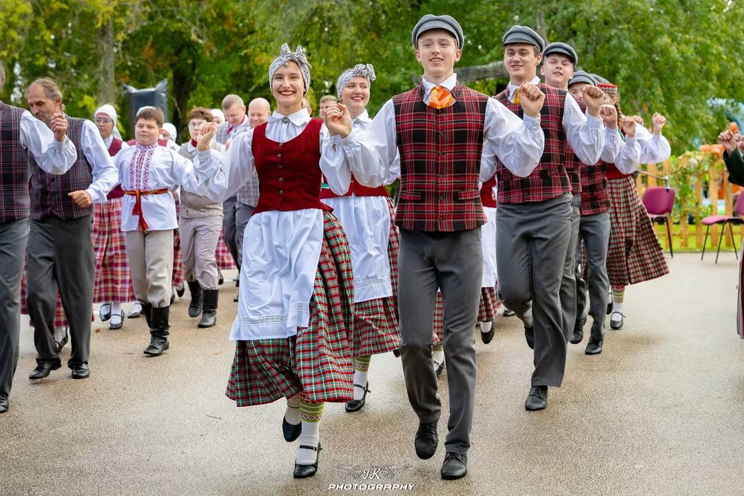 “Spārēni” Miķeļdienas tirdziņā Litenē